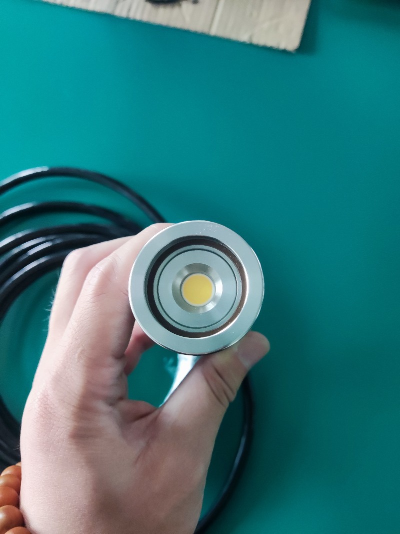 Underwater Waterproof Light, F - огляд і ціна Underwater Camera